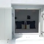Mykonos 22 *