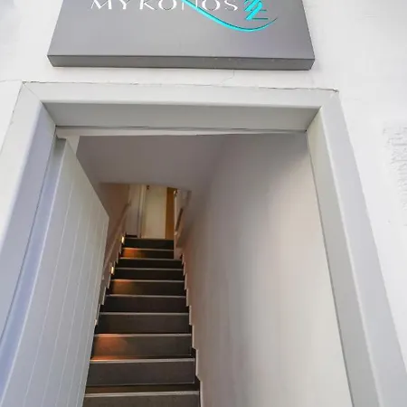 Mykonos 22 *